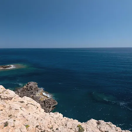 Domus Alba A Porto Colom